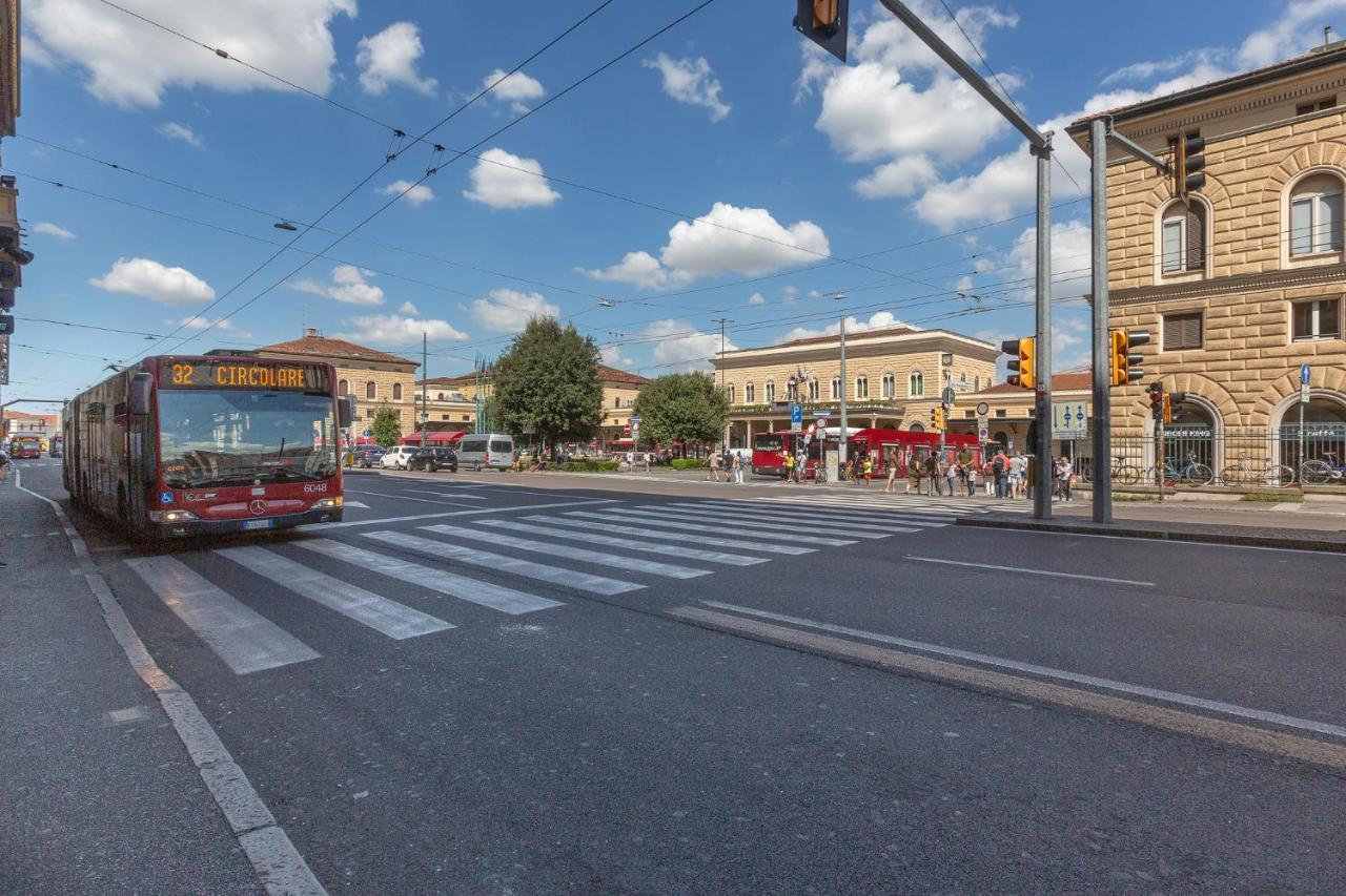 New!Apt 2 Min Walk From Bologna Central Station Apartment Exterior photo